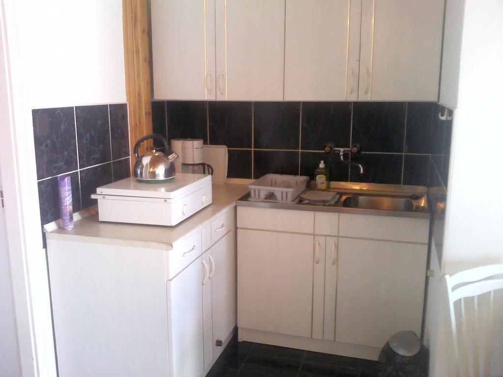 Napfeny Apartment Keszthely Rom bilde